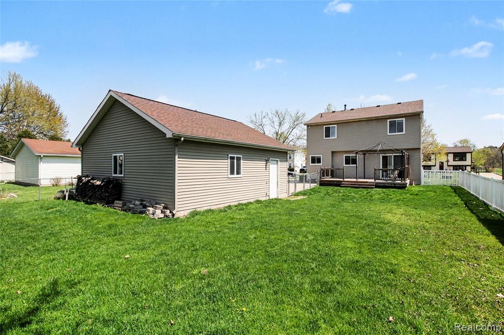 920 Meadowlark Lane, Howell, MI 48843 — Photo 19