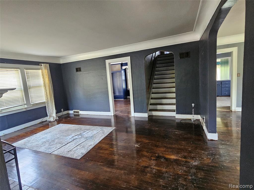 607 Roome Court, Flint, MI 48503 — Photo 4