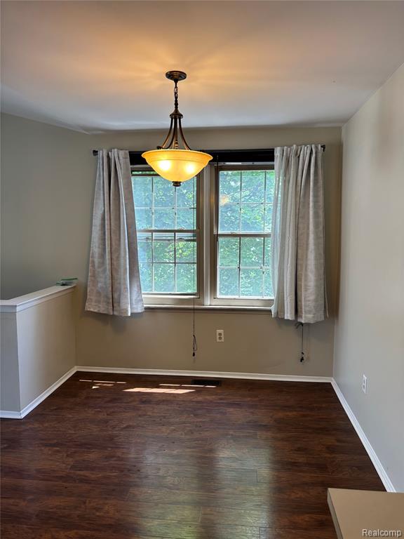 7751 LAKE RIDGE DR UNIT 28, Waterford, MI 48327 — Photo 4