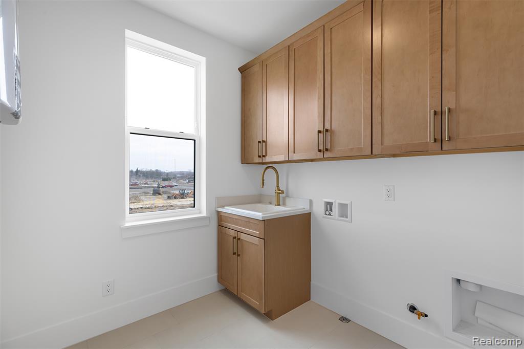 404 S Center Street, Northville, MI 48167 — Photo 11