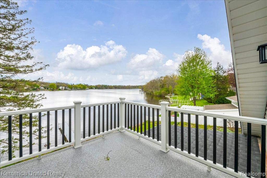 999 Lakeside Drive, Brighton, MI 48116 — Photo 30