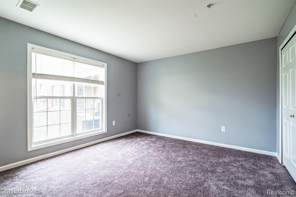 28231 CARLTON WAY Drive, Novi, MI 48377 — Photo 27