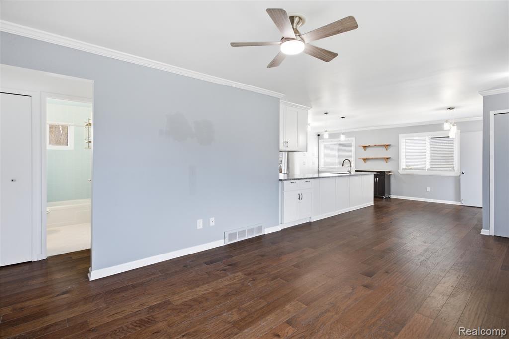 9191 Redbud Avenue, Plymouth, MI 48170 — Photo 5