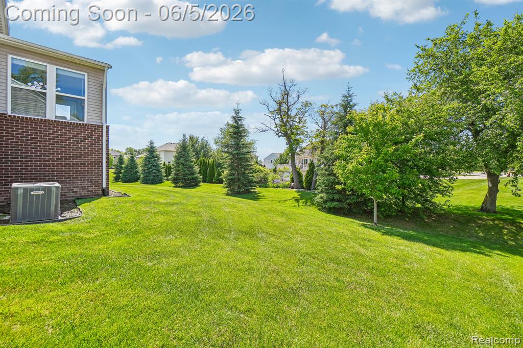 58261 Missaukee Lane, New Hudson, MI 48165 — Photo 45