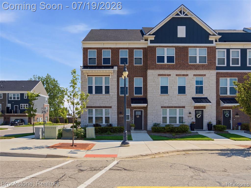 43160 Atwood Avenue, Novi, MI — Photo 2