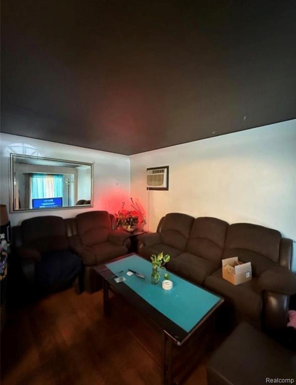 8611 Auburn Street, Detroit, MI 48228 — Photo 6