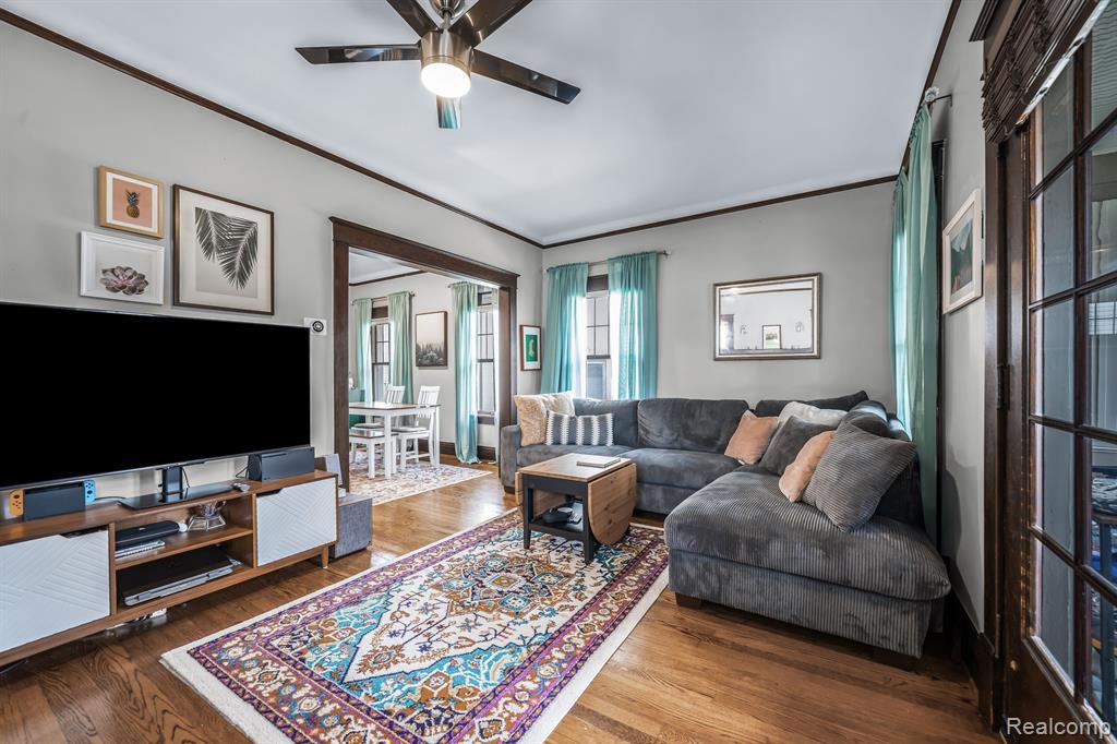 720 S DORCHESTER Avenue, Royal Oak, MI 48067 — Photo 13
