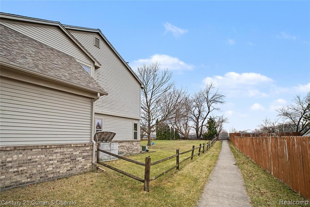 3888 Palisades Boulevard, Ypsilanti, MI 48197 — Photo 34
