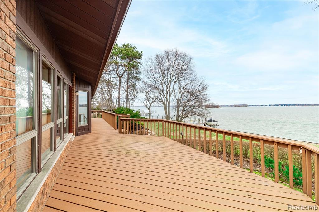 27981 Elba Road, Grosse Ile, MI 48138 — Photo 16