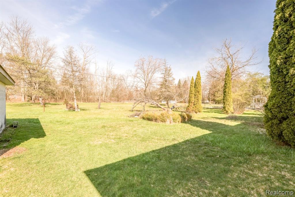 936 COLORADO Street, Marysville, MI 48040 — Photo 2