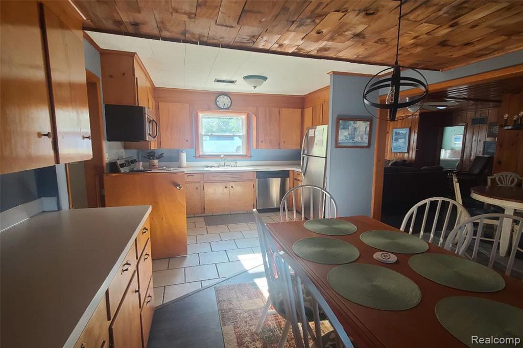 7710 N Us Highway 23, Oscoda, MI 48750 — Photo 22