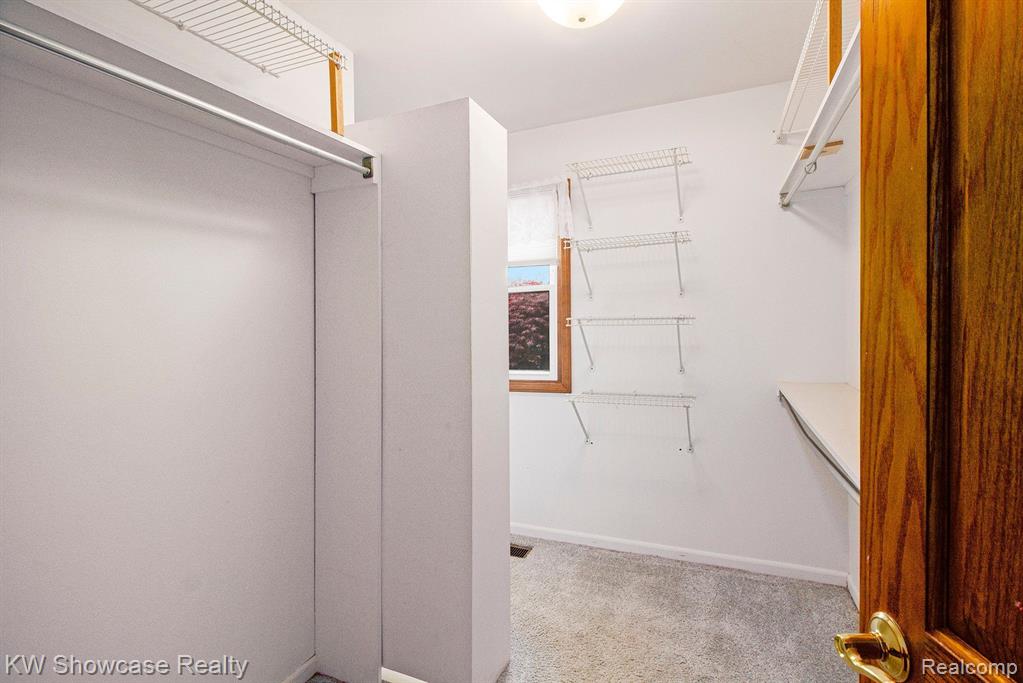 10281 GREENBRIER, Brighton, MI 48114 — Photo 18