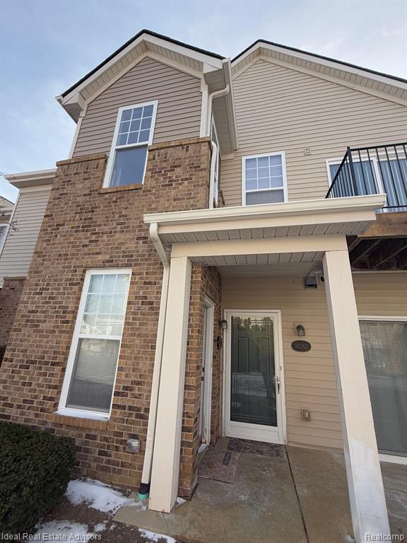 10274 CROSSVIEW Trail, Howell, MI 48855 — front exterior