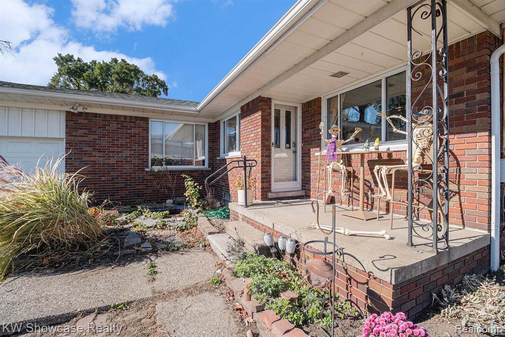 4054 Capitol Avenue, Warren, MI 48091 — Photo 3