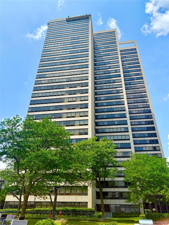 1001 W Jefferson Avenue, 8G, Detroit, MI 48226 — front exterior