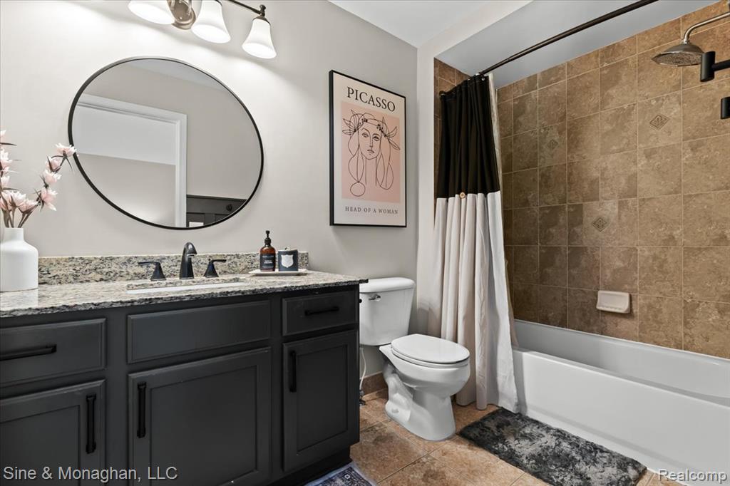 45906 Dutton Drive, Macomb, MI 48044 — Photo 16
