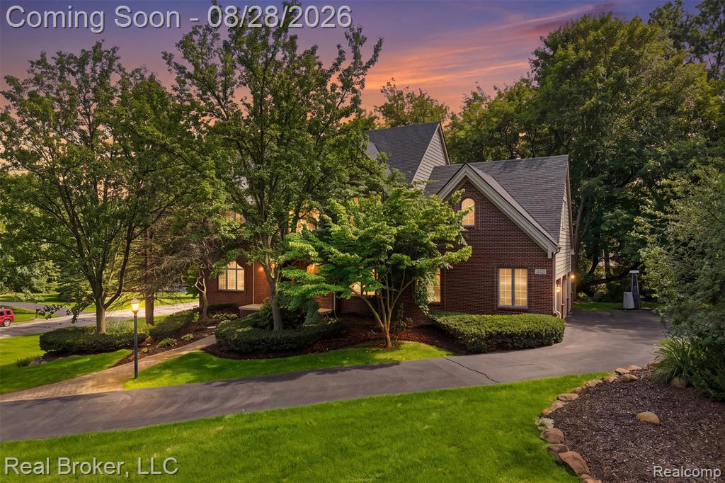 5380 Fieldstone Court, Brighton, MI 48116