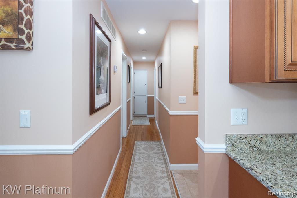 48218 Harbor Drive, Chesterfield, MI 48047 — Photo 39