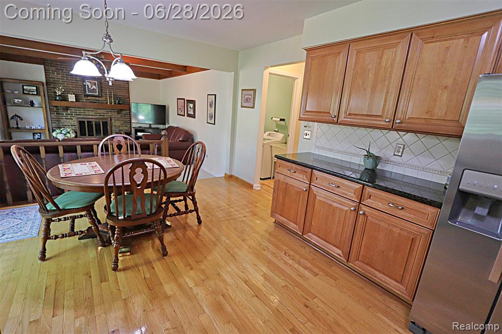 9391 Mayflower Court, Plymouth, MI 48170 — Photo 7