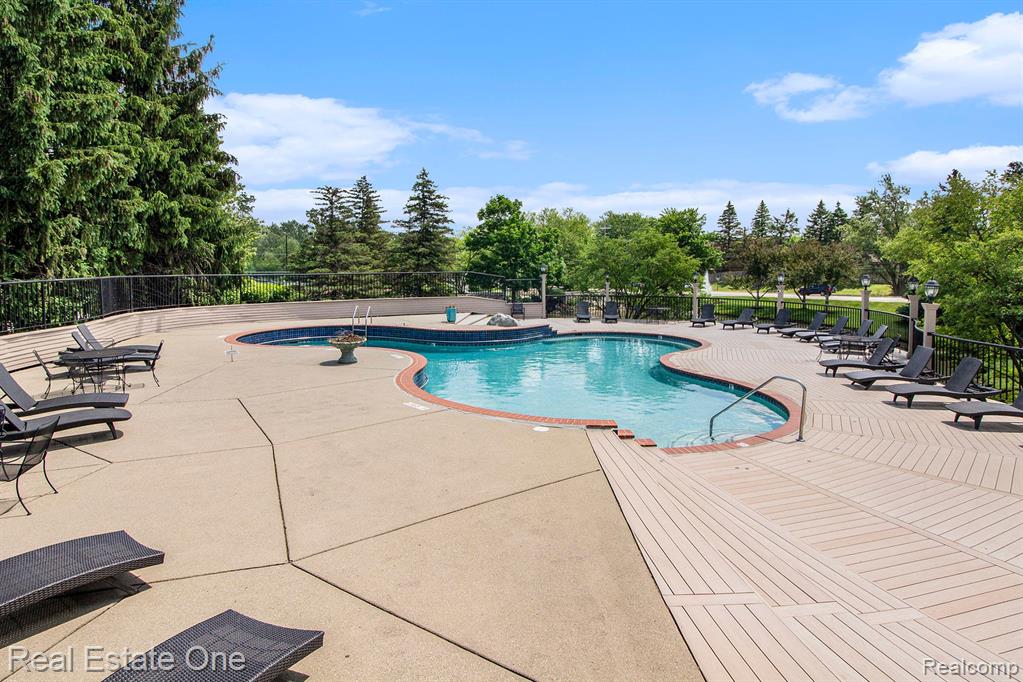 7311 GREEN FARM Road, West Bloomfield, MI — Photo 23