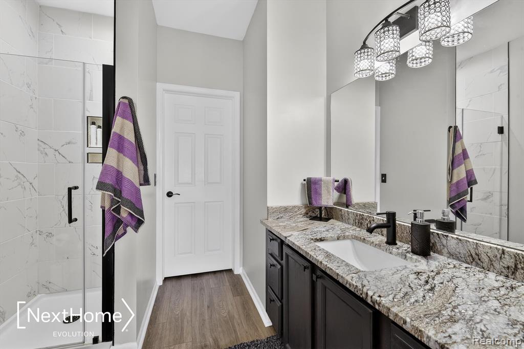 9627 Lakeside Drive, Ypsilanti, MI 48197 — Photo 19