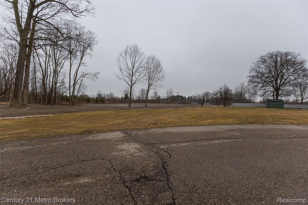 7256 E Court Street, Davison, MI 48423 — Photo 37