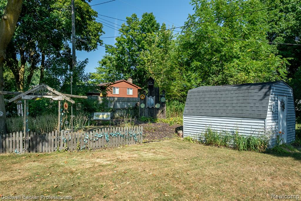 451 Hauxwell Drive, Lake Orion, MI 48362 — Photo 37