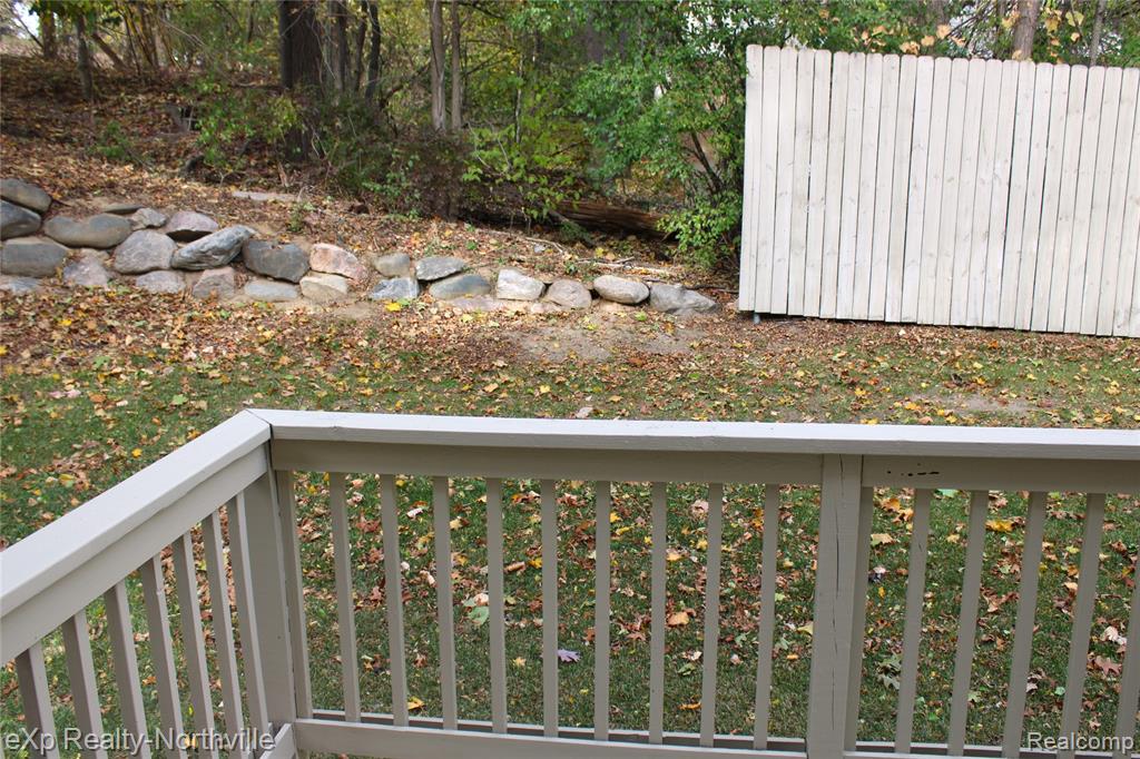 7244 Lavender Lane, 43, Waterford, MI 48327 — Photo 28
