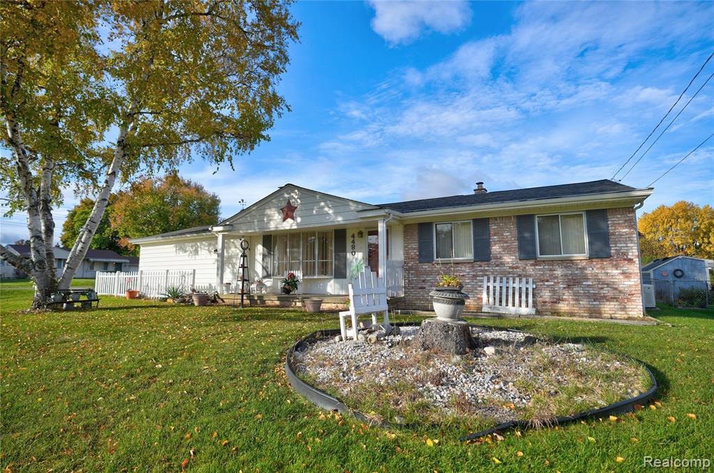 4480 Cherrytree Lane, Flint, MI 48507 — Photo 8