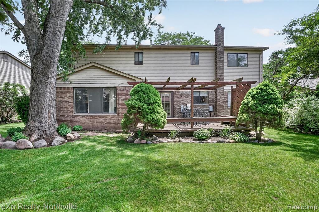 7565 Embassy Drive, Canton, MI 48187 — Photo 2