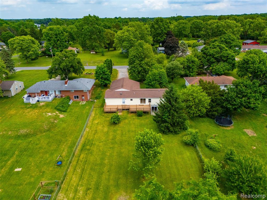 4420 Dublin Road, Burton, MI 48529 — Photo 52