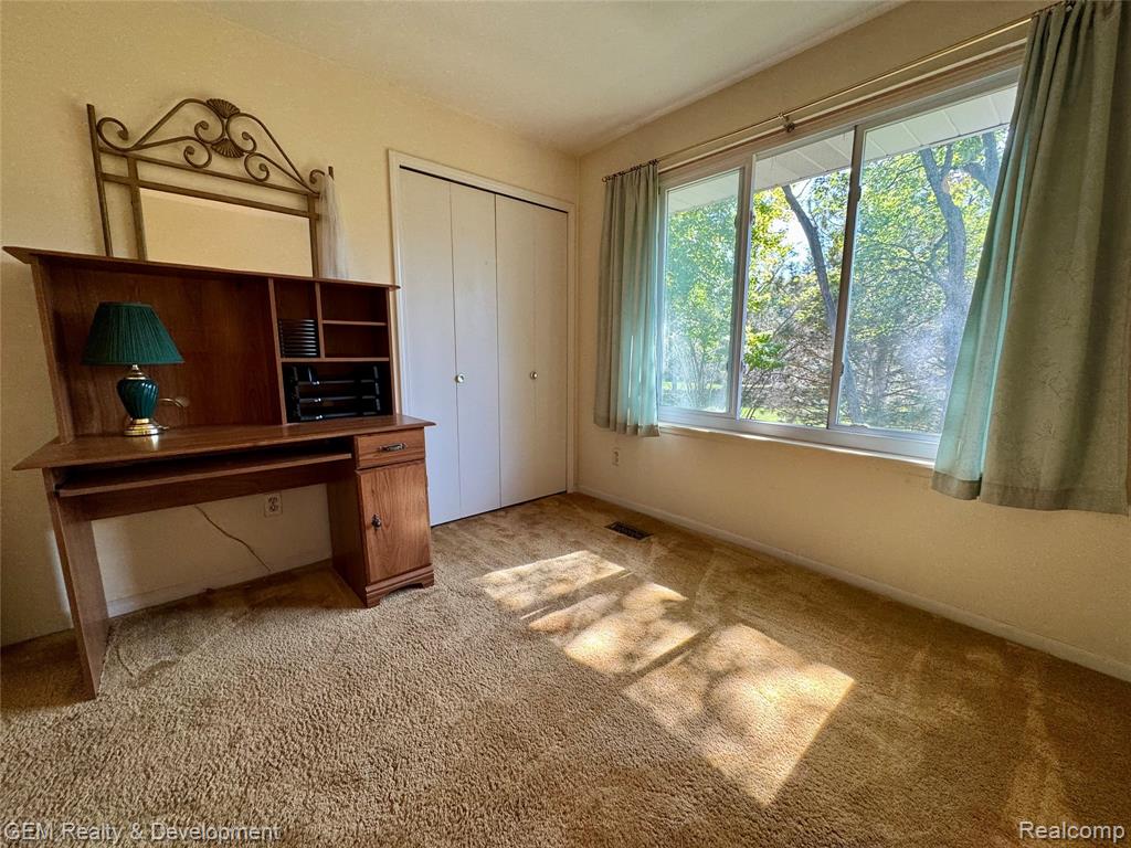 42246 Toddmark Lane, Clinton Twp, MI 48038 — Photo 22