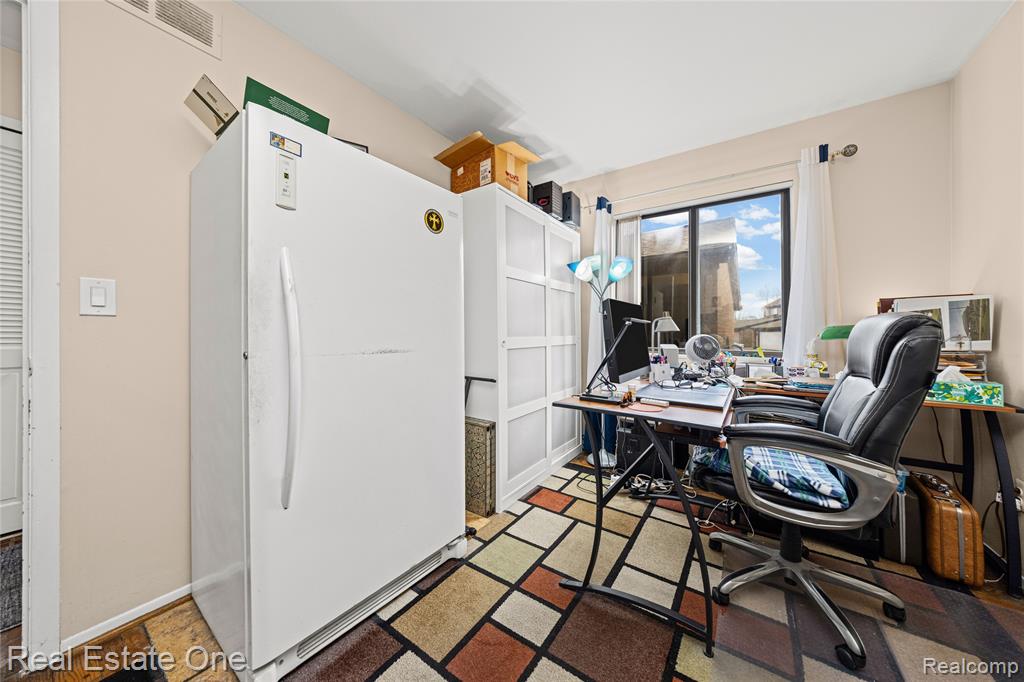 5226 Brett Court, West Bloomfield, MI — Photo 26