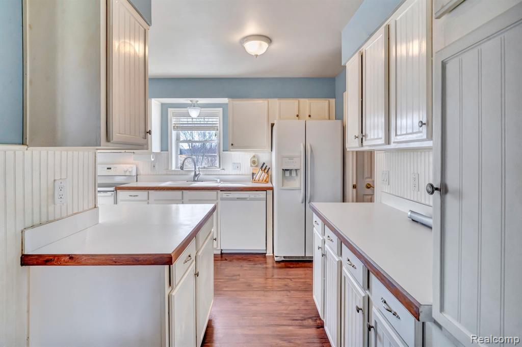 12833 Sullivan Road, Emmett, MI 48022 — Photo 15