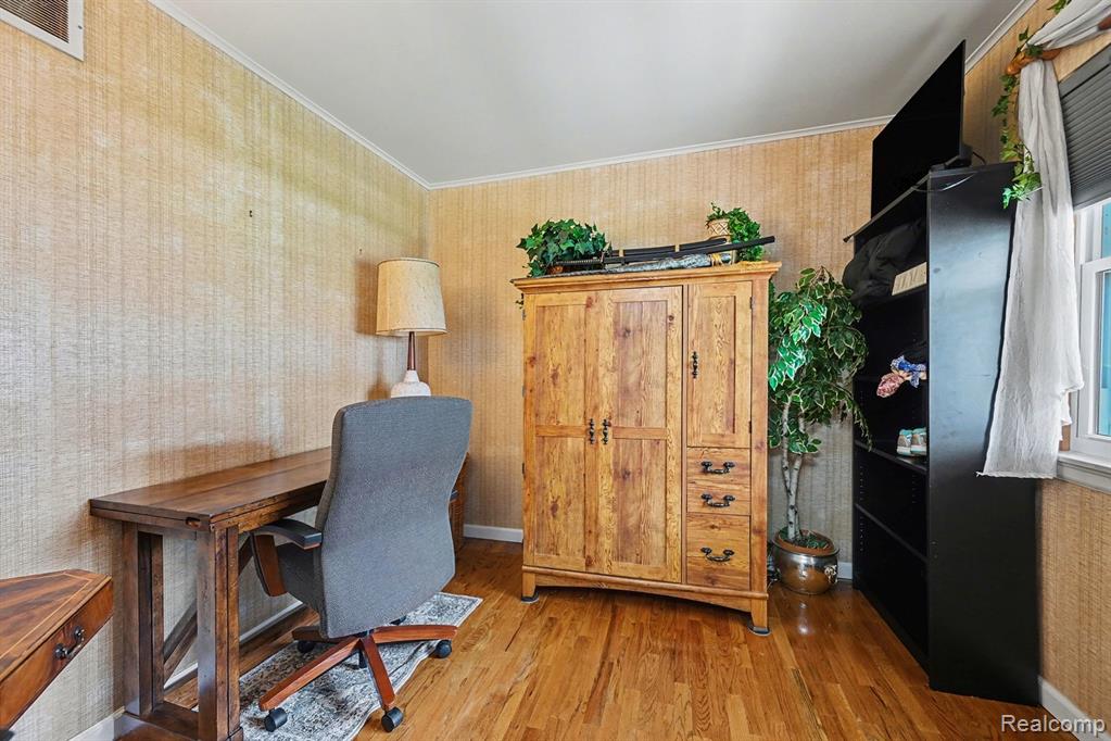42942 Barchester Road, Canton, MI 48187 — Photo 5