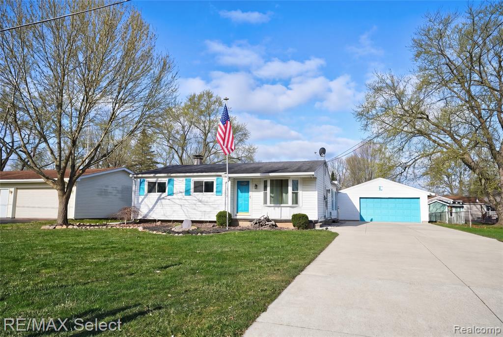 1412 Kettering Street, Burton, MI 48509 — Photo 2