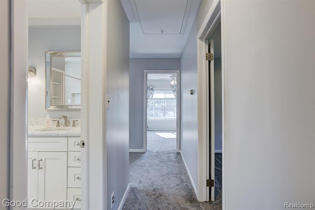 934 Lockwood Road, Royal Oak, MI 48067 — Photo 45