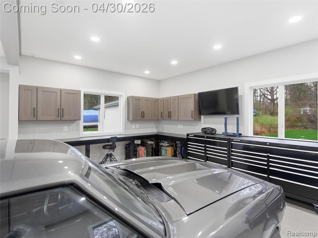 12210 Mantawauka Drive, Fenton, MI 48430 — Photo 38