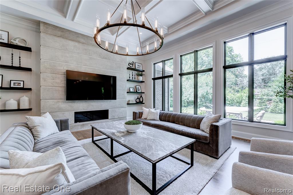 3370 Bloomcrest Drive, Bloomfield Hills, MI, 48304