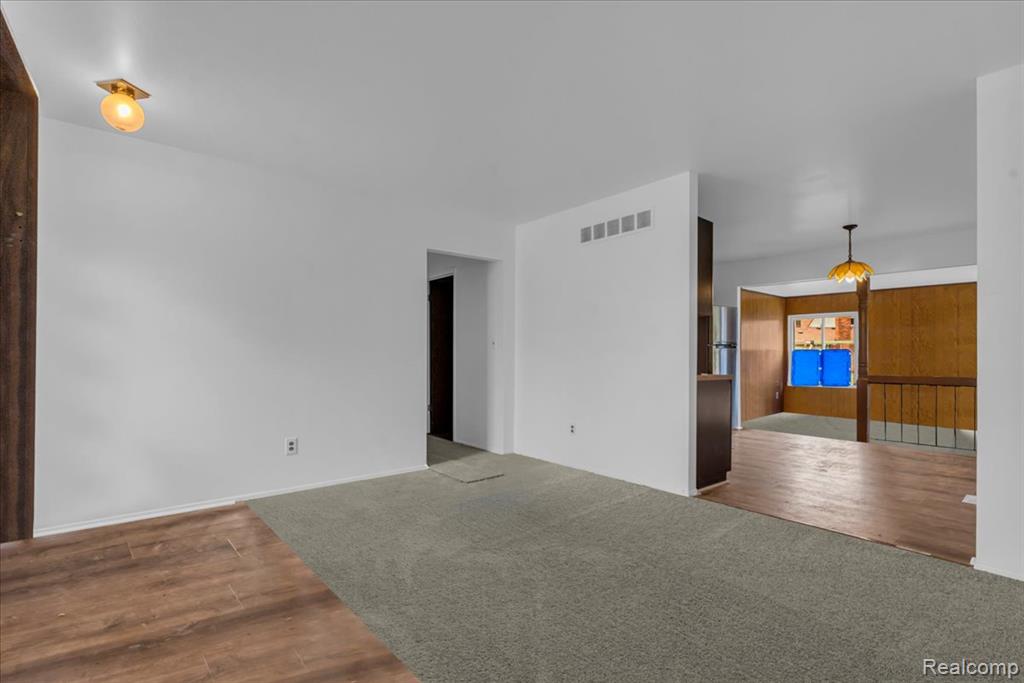 1402 Heritage Drive, Canton, MI 48188 — Photo 11