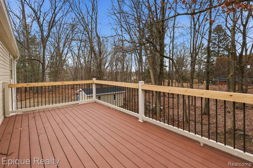 4563 Clifford Road, Brighton, MI 48116 — Photo 3