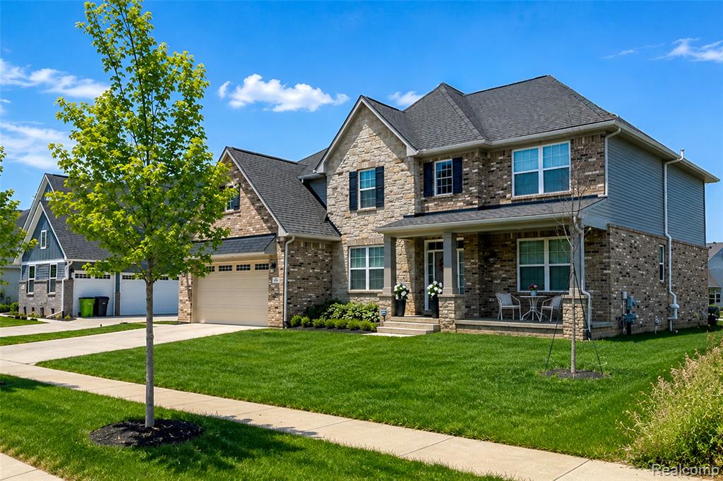 640 Allegheny Drive, South Lyon, MI 48178 — Photo 9