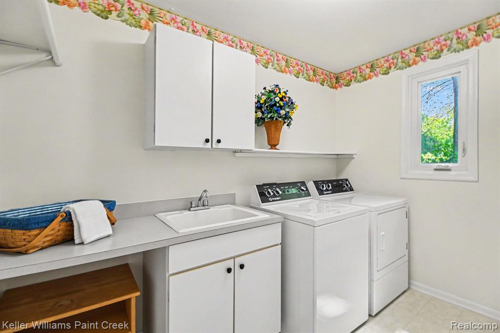 1091 American Elm Street, Lake Orion, MI — Photo 9