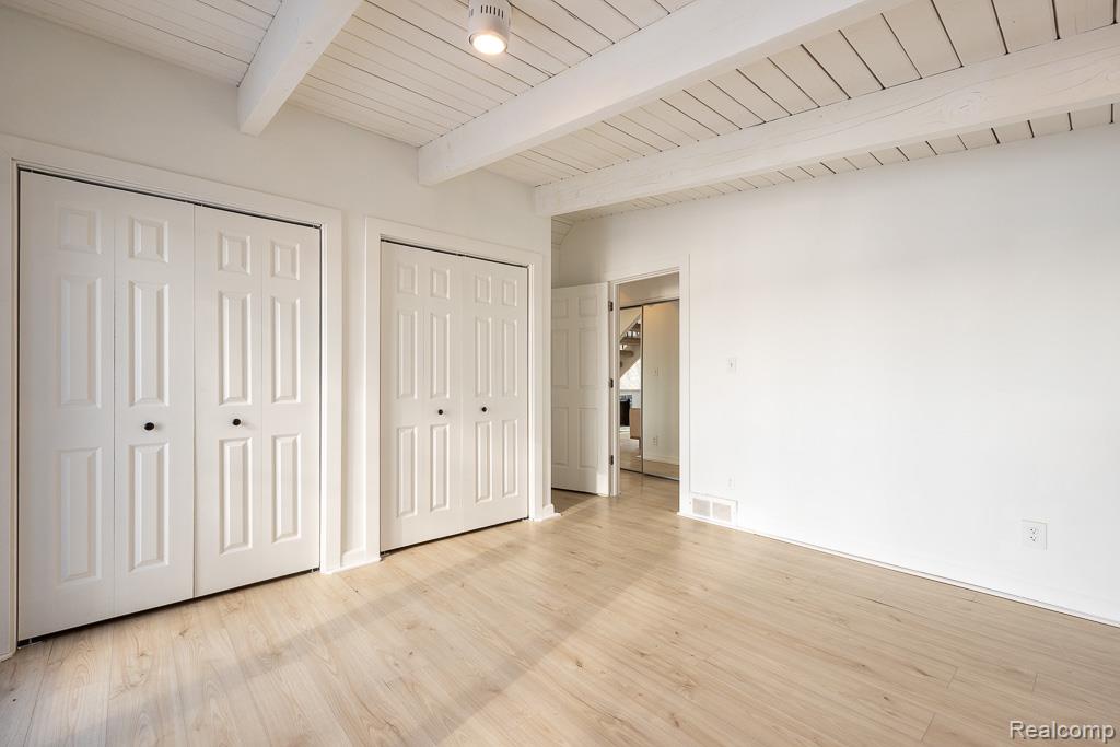 6005 Upper Straits Boulevard, West Bloomfield, MI 48324 — Photo 55