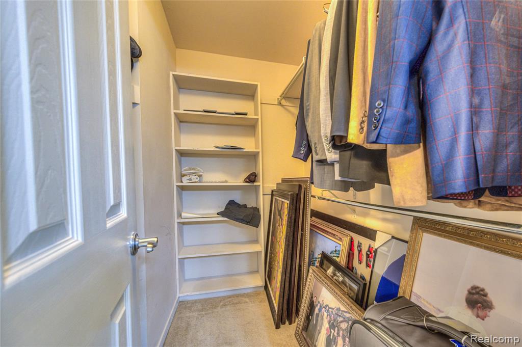 6460 Charles Drive, West Bloomfield, MI — Photo 35