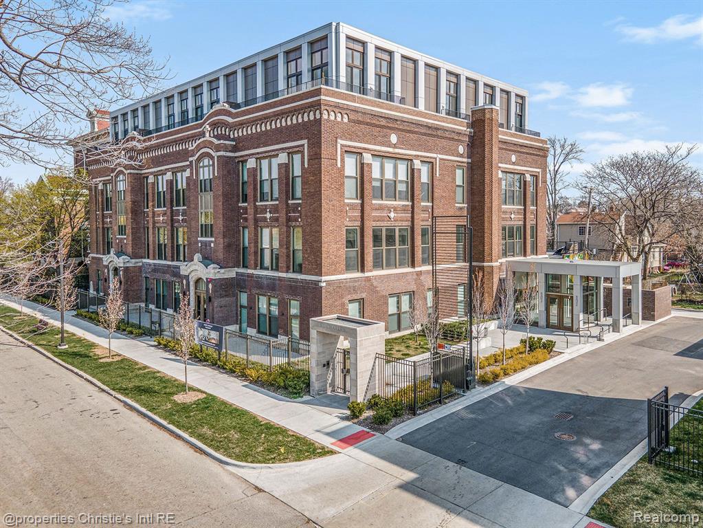 1454 TOWNSEND Street, 202, Detroit, MI 48214 — front exterior