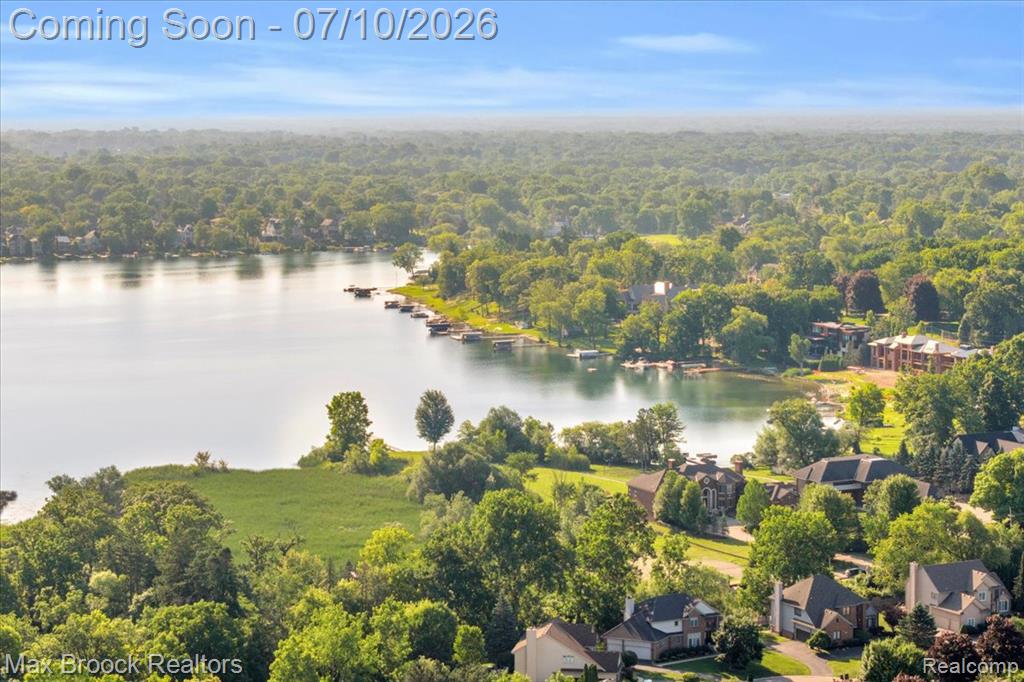 5229 Simpson Lake Road, West Bloomfield, MI 48323 — Photo 47