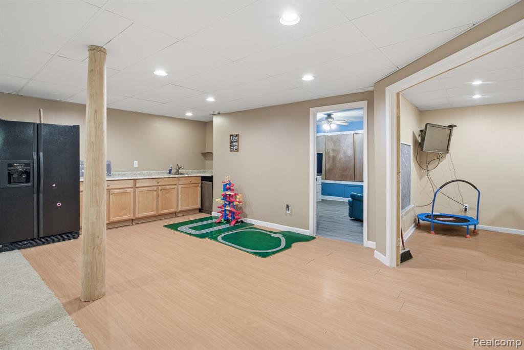 1275 Hendrie, Canton, MI 48187 — Photo 55