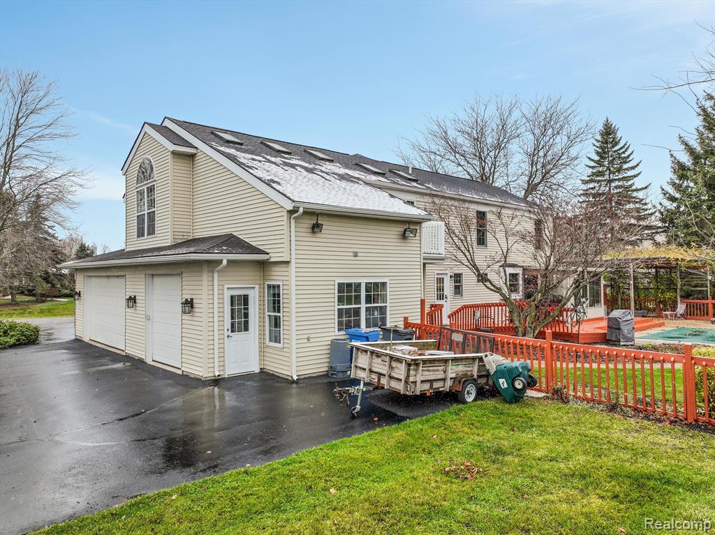6709 Heatheridge Drive, Saline, MI 48176 — Photo 42