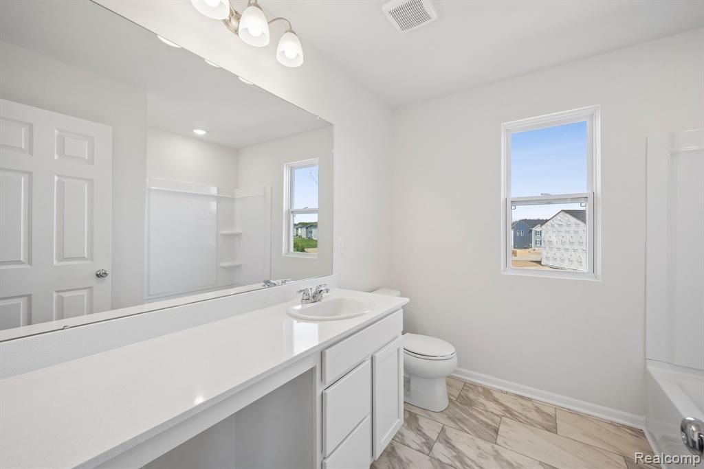 360 Hidden River W, Holly, MI 48442 — Photo 19
